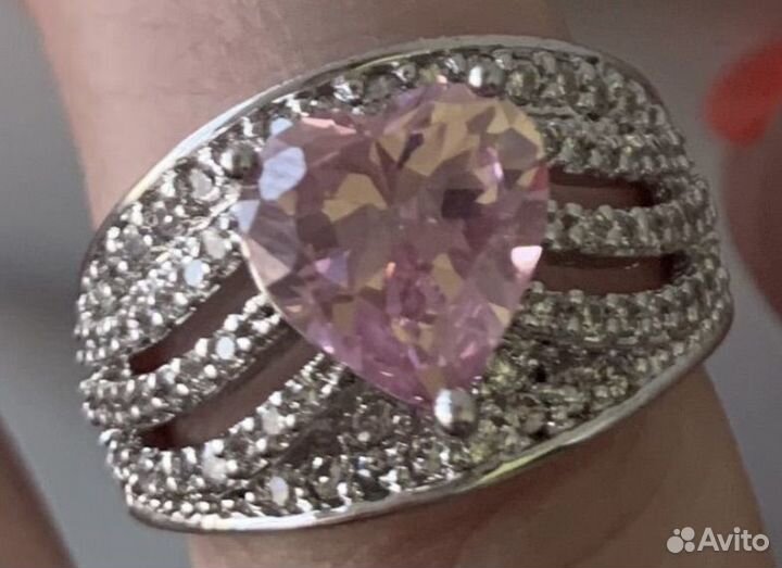 Кольцо С сапфирами