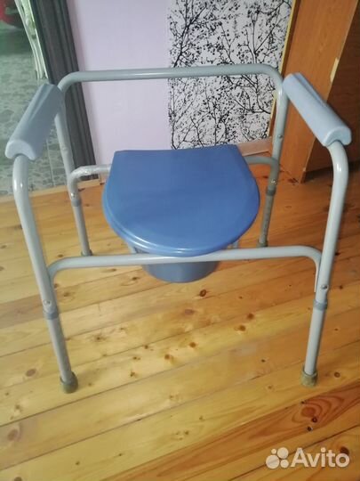 Туалетный стул