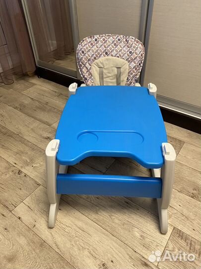 Детский стульчик для кормления