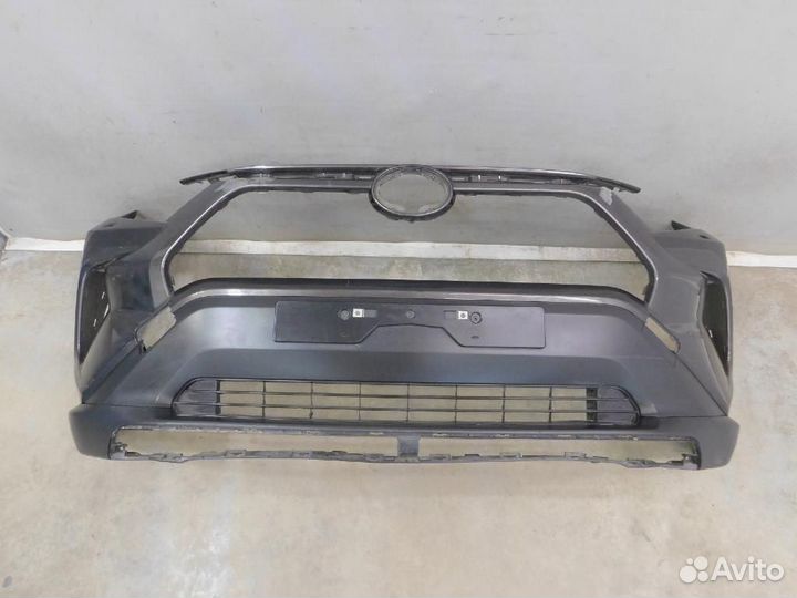 Бампер передний Toyota RAV4