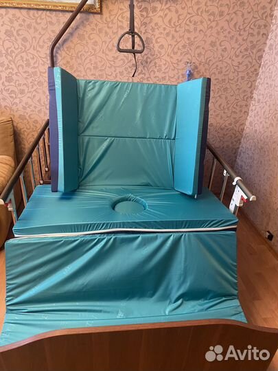 Медицинская кровать электрическая MET 120 см