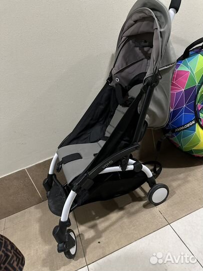 Прогулочная коляска yoya