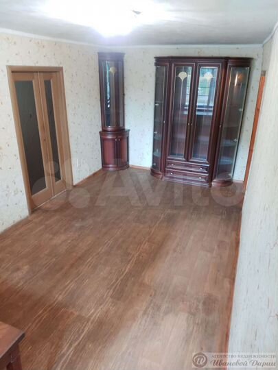 4-к. квартира, 61 м², 1/5 эт.