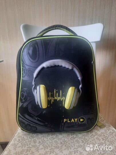 Школьный рюкзак +пенал