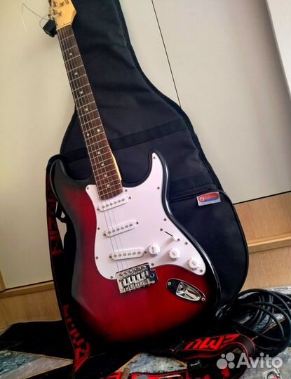 Электрогитара