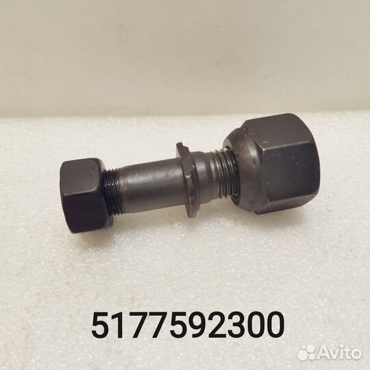 Шпилька колеса HD 120 Hyundai 527557D000