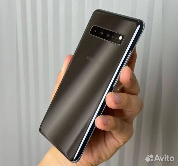 Samsung Galaxy S10+, 8/128 ГБ