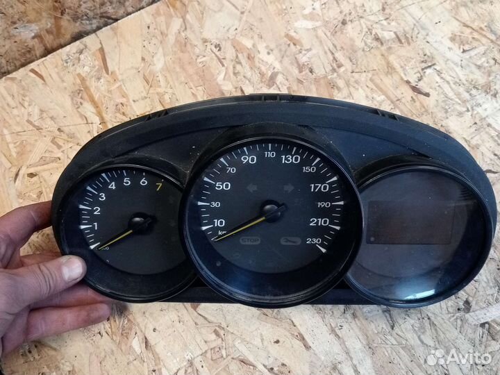 Панель приборов Renault Fluence АКПП