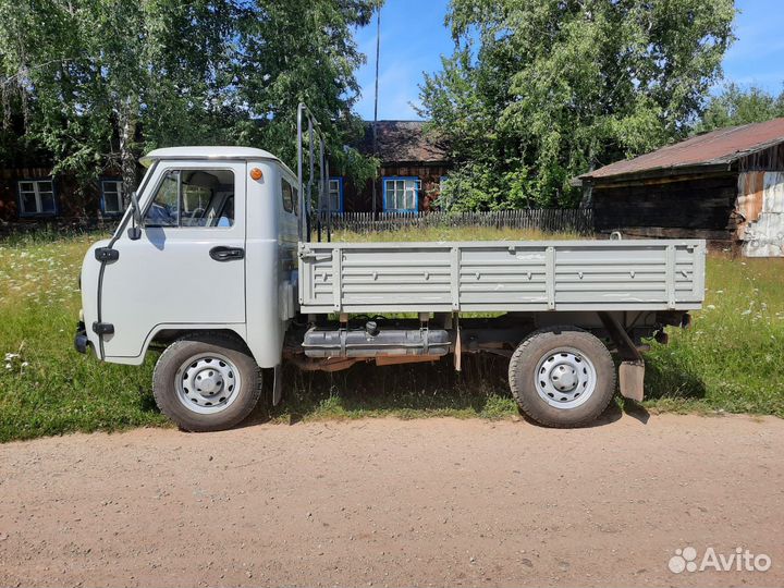 УАЗ 3303 бортовой, 2014