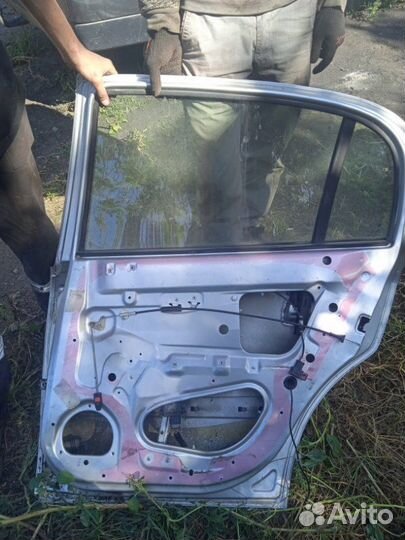 Дверь боковая задняя правая Opel Astra