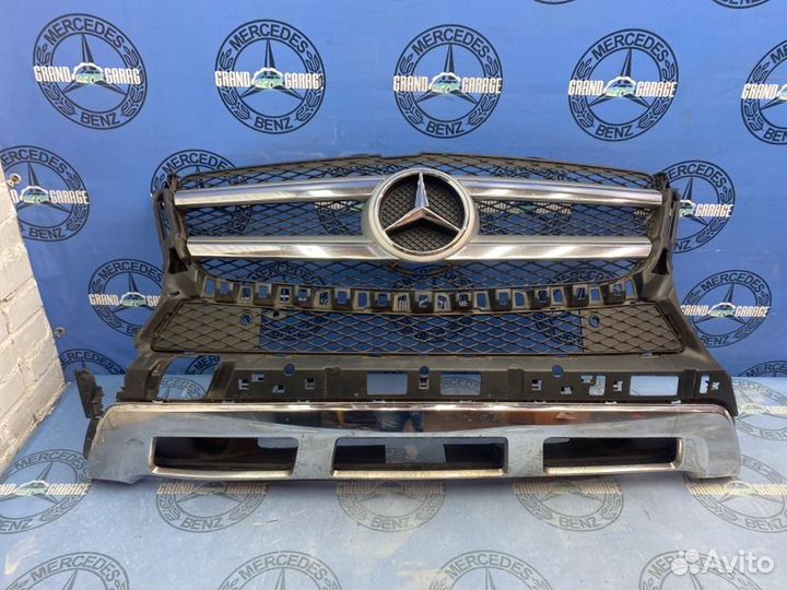 Решетка радиатора Mercedes-Benz W166