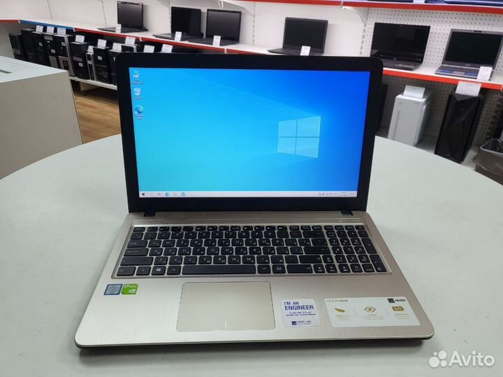 Игровой Asus i3-6006U/MX110/8Gb/256SSD