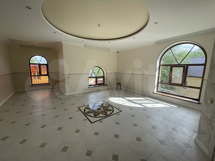 Дом 170 м² на участке 12 сот.