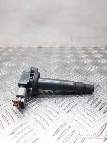 Катушка зажигания Toyota Yaris хэтчбэк 3 дв. 1.3