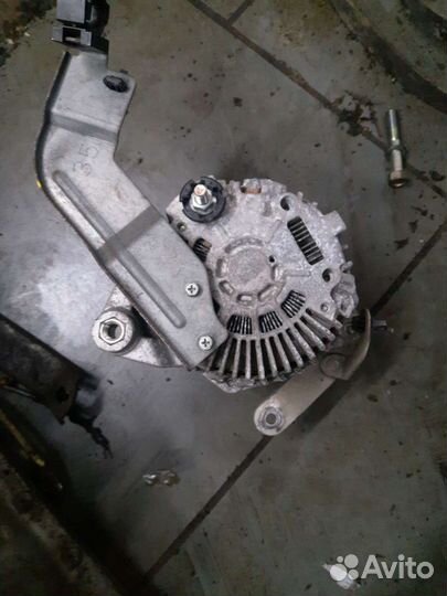 Генератор infiniti vq37hr 3.7L