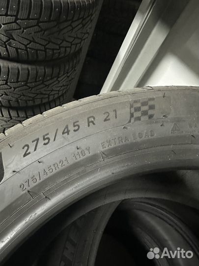 Michelin Pilot Sport 4 SUV 275/45 R21