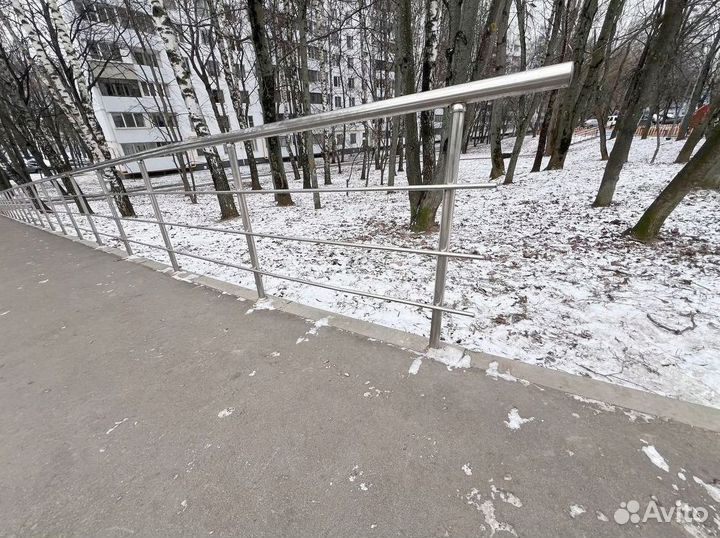 Перила на пандус