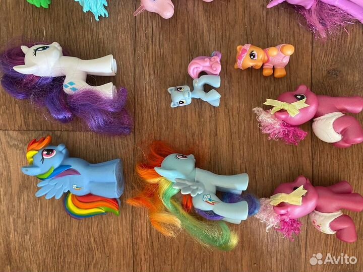 My Little Pony, многочисленные кони