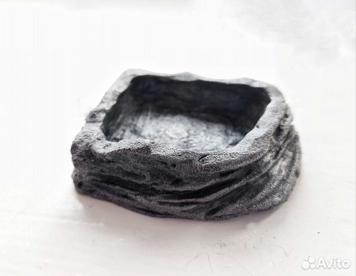 Кормушки/укрытия для рептилий