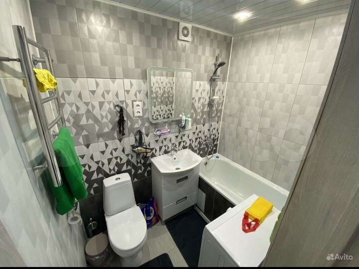 2-к. квартира, 50 м², 5/5 эт.