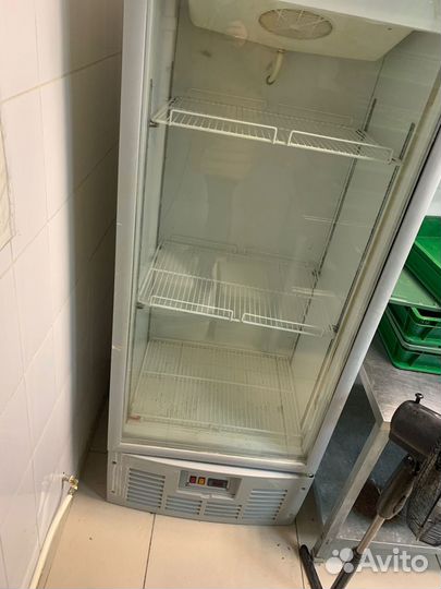 Шкаф холодильный Ариада стекло