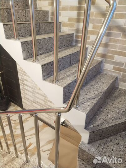 Поручни из нержавеющей стали