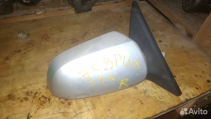 Зеркало правое на nissan cedric Y34