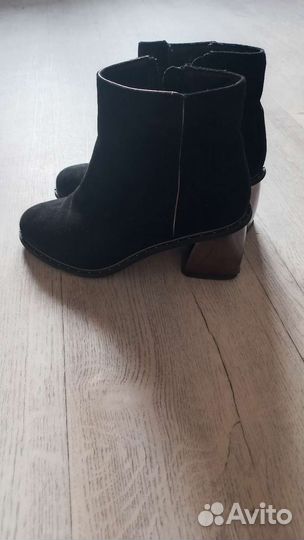 Натуральные ботинки