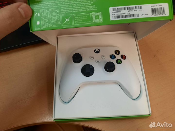 Геймпад Microsoft для Xbox Series S X One