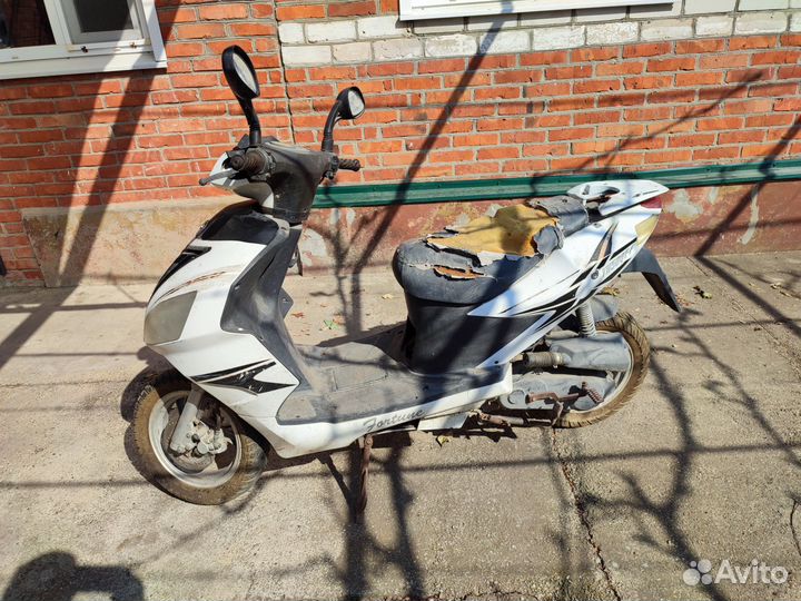 Скутер 50 4 тактный китаец