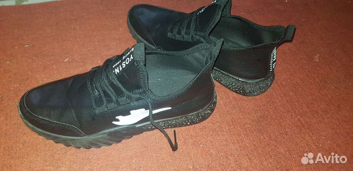 Кроссовки кеды