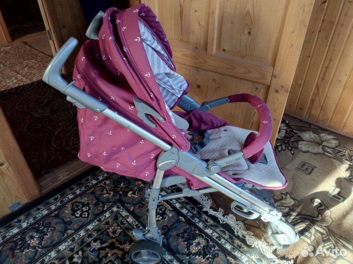 Коляска прогулочная