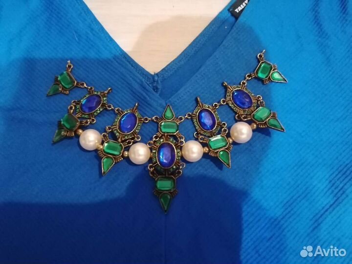 Украшение колье для одежды