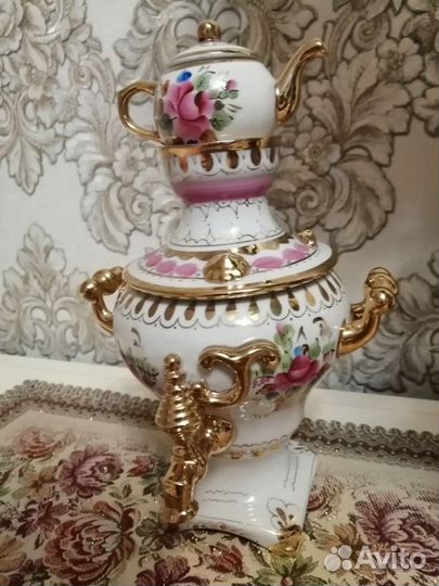 Самовар-конфетница, розовая Гжель, СССР