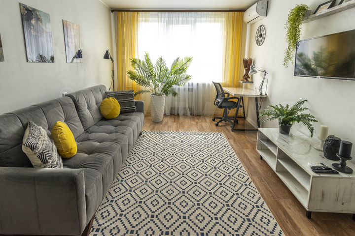 2-к. квартира, 49 м², 6/9 эт.