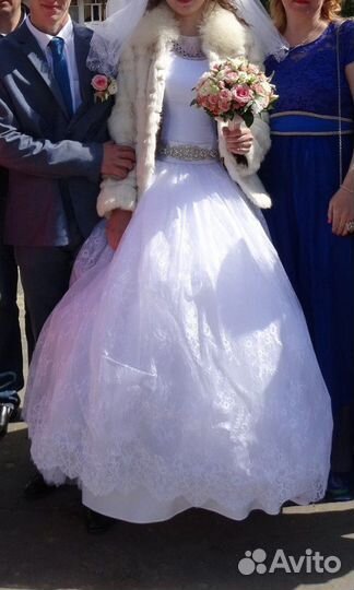 Свадебное платье