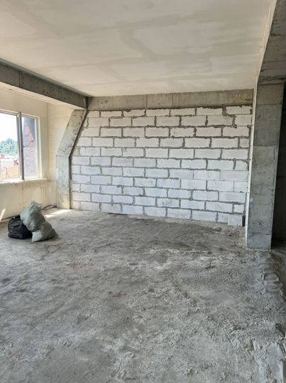 2-к. квартира, 68 м², 6/6 эт.