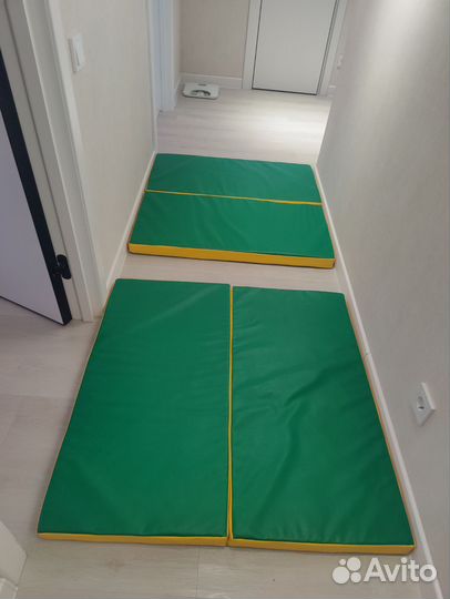Мат гимнастический складной