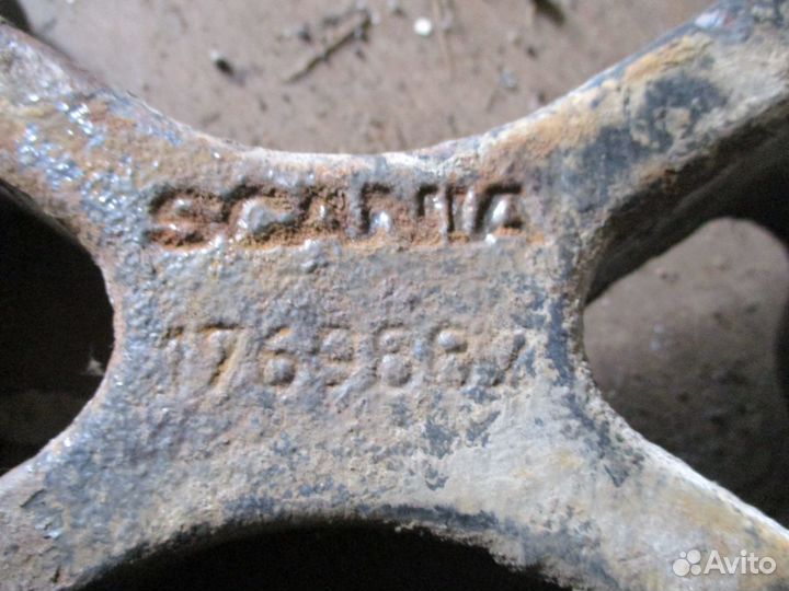 Кронштейн амортизатора scania