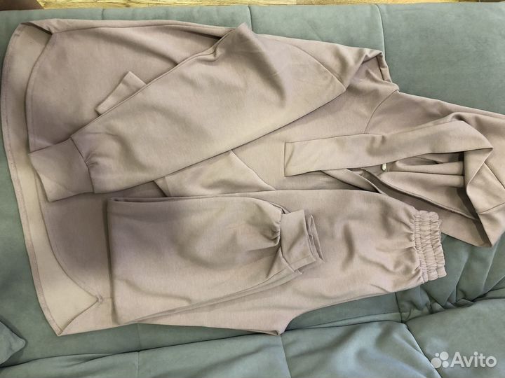 Костюм спортивный