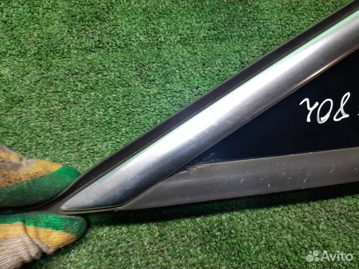 Накладка крыла переднего левого Peugeot 3008 2010