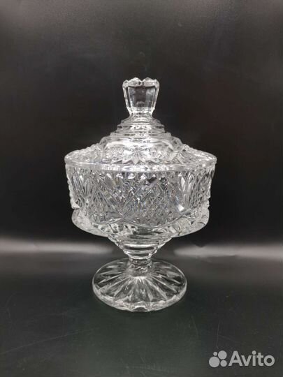 Конфетница с крышкой Бонбоньерка Хрусталь СССР