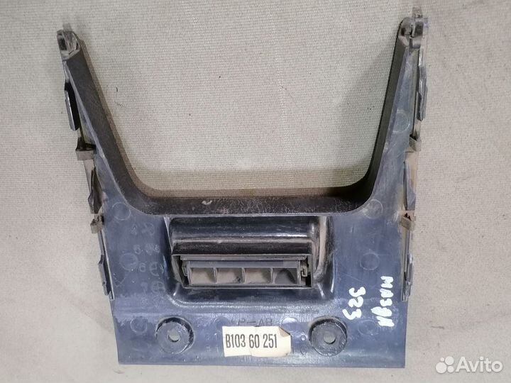 Воздуховод торпедо Mazda 323 5E 1.5 1980-1989