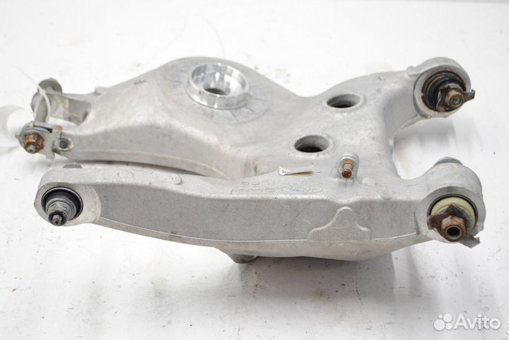 Рычаг нижний Range Rover 4 L405