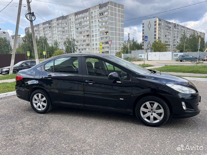 Peugeot 408 1.6 AT, 2016, 129 000 км