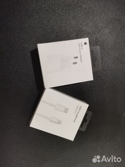 Зарядное устройство на iPhone
