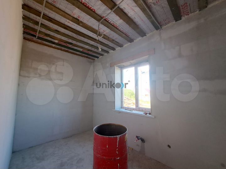 Дом 90 м² на участке 8 сот.