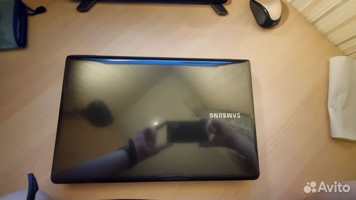 Ноутбук Sumsung NP355V5C