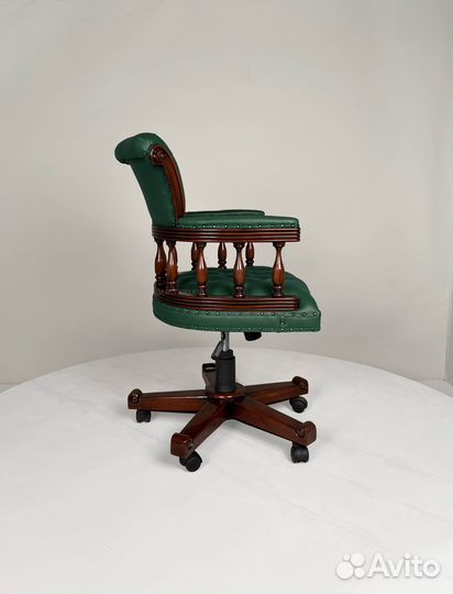 Кресло для кабинета