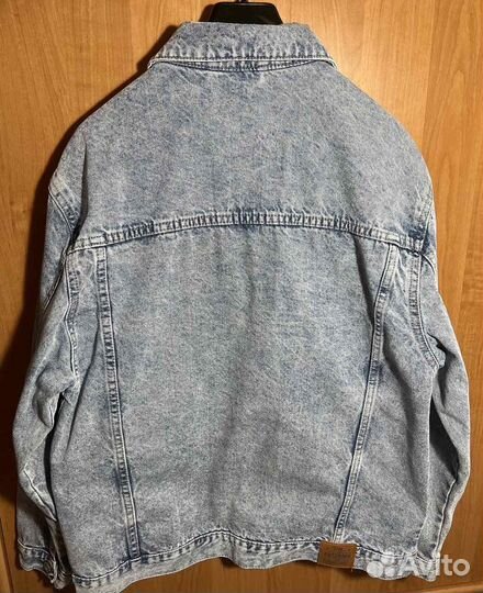 Джинсовая куртка